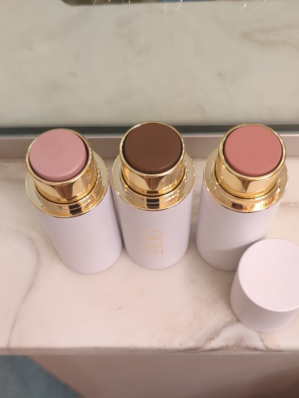 Radiant Contouring Collection - Picture 3 of 4